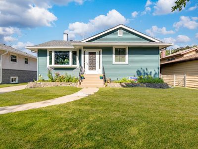 4604 Maple Ave