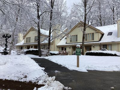 10C Joshua Loop Road