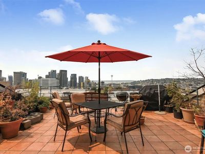 712 E Denny Wy Unit #502