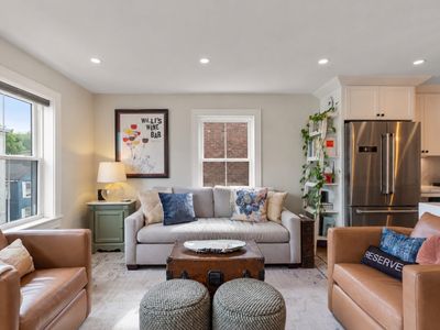 226 Havre St #3