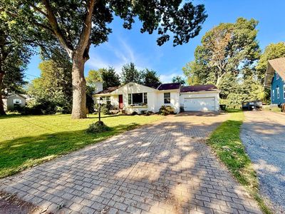 1530 Maple Ave