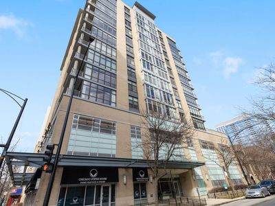 212 E Cullerton St APT 603