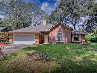 2504 Captain Hook Dr