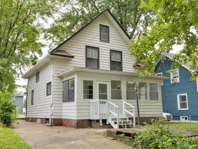 1838 Capitol Ave