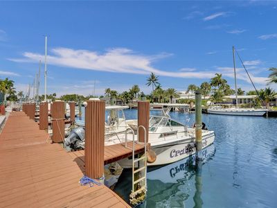 1501 SE 15th St APT 3-5