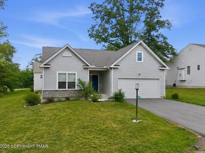 310 Golden Oaks Dr