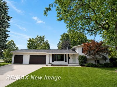 2 Mary Lane Ct