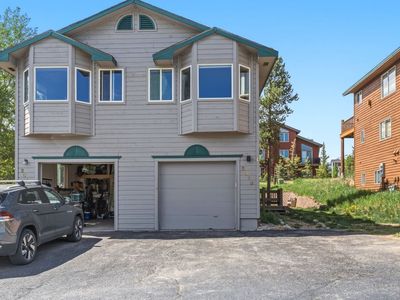 2010 Silverheels Drive
