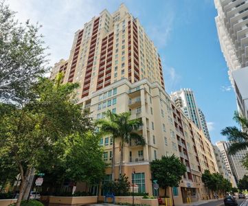 7350 SW 89th St APT 1611S