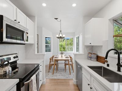 8035 Mountain View Dr APT B