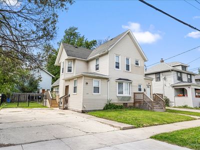 315 Pine St