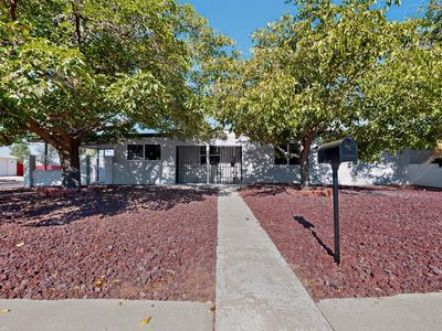 2503 Cardenas Dr NE