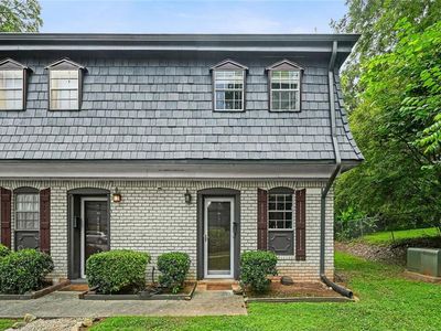 Property at 301 Stonecliff Ct, Stone Mountain, GA