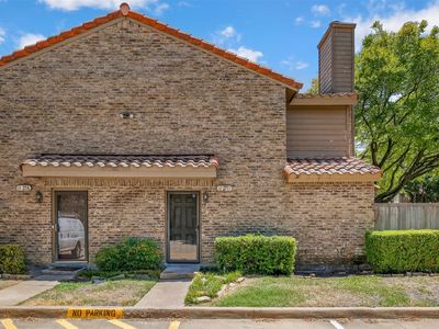 333 Melrose Dr APT 27D