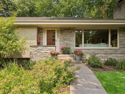 2237 Edgcumbe Rd