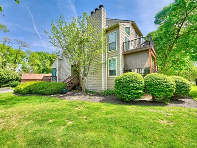9450 Hunters Creek Dr