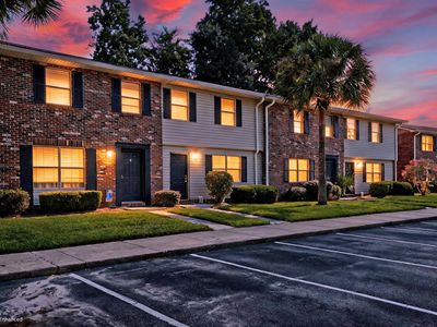 415 Parkdale Dr APT 16D