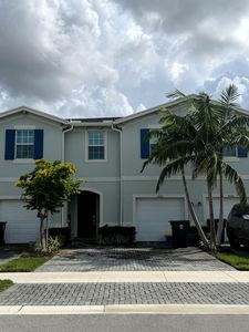 4180 Lagoon Shore Drive