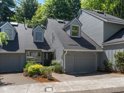 3484 Devonshire Dr