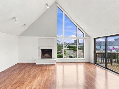 696 Mowbray Arch APT 650