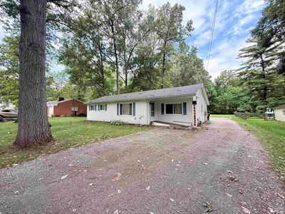 3176 Springbrook Dr