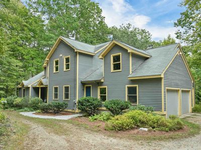 7 Mooers Road