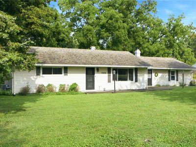1969 Shady Ln