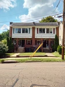 1242 & 1244 Laird St