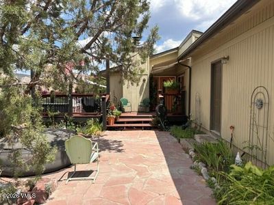 221 Cedar Dr