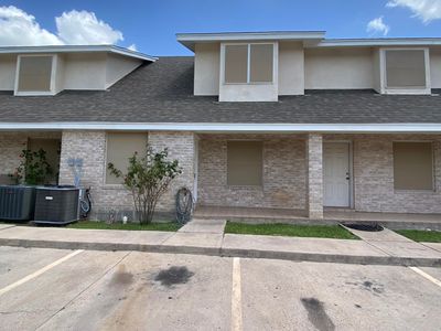 Property at 8911 McPherson Rd APT 6C, Laredo, TX