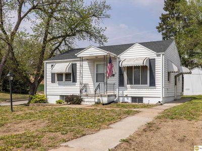 Property at 7928 Park Dr, Ralston, NE