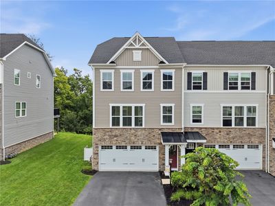 4012 Johns Ct