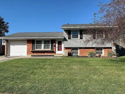 1149 Robinhood Dr