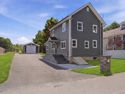 142 Railroad Avenue