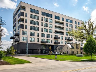 3750 Grand Ave #501