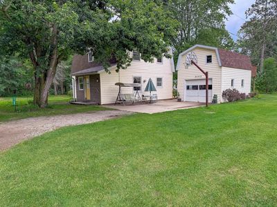 3102 W Saginaw Rd