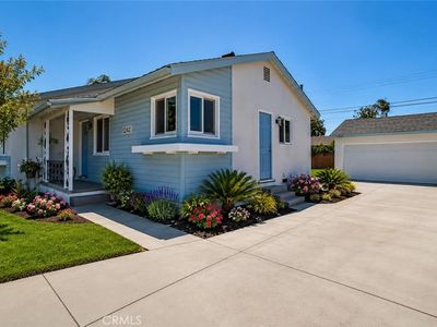 12142 Stanford Ave