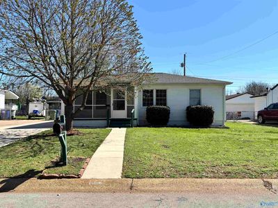 3109 Hillsboro Rd SW