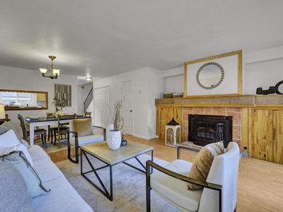 735 Racquet Club Circle