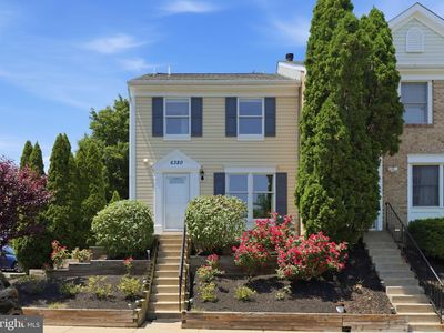 6380 New Haven Ct