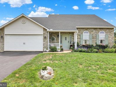 2401 John Henry Dr