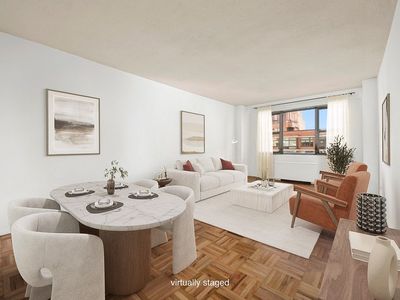 300 E 40th St APT 28P