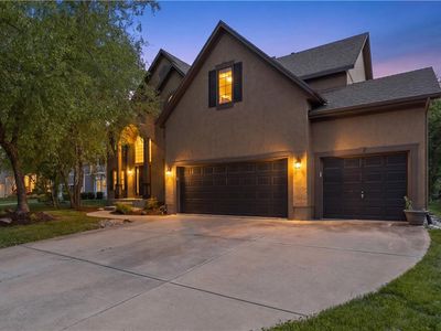 9233 W 143rd Ter