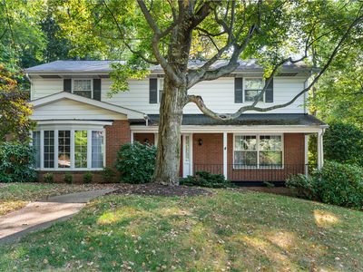 4 Woodland Ave