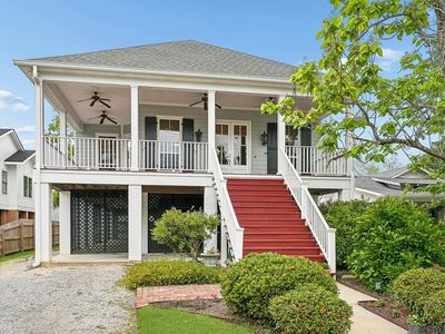 222 Lafitte St