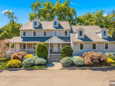 646 Teaneck Rd