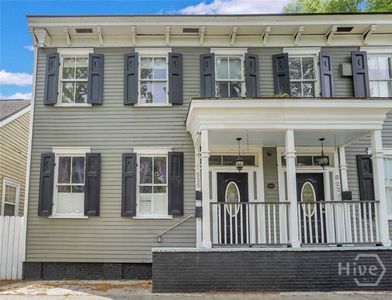 525 E Gwinnett Street #B