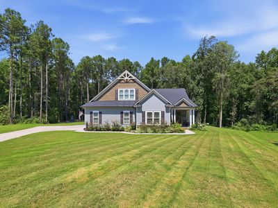 90 Blackberry Ln