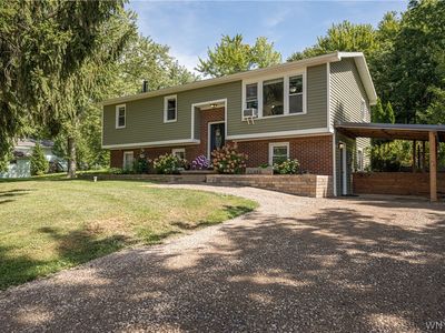 10807 Santello Dr