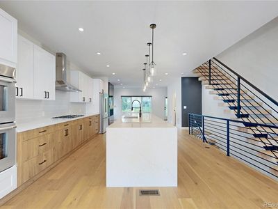 2403 S Franklin